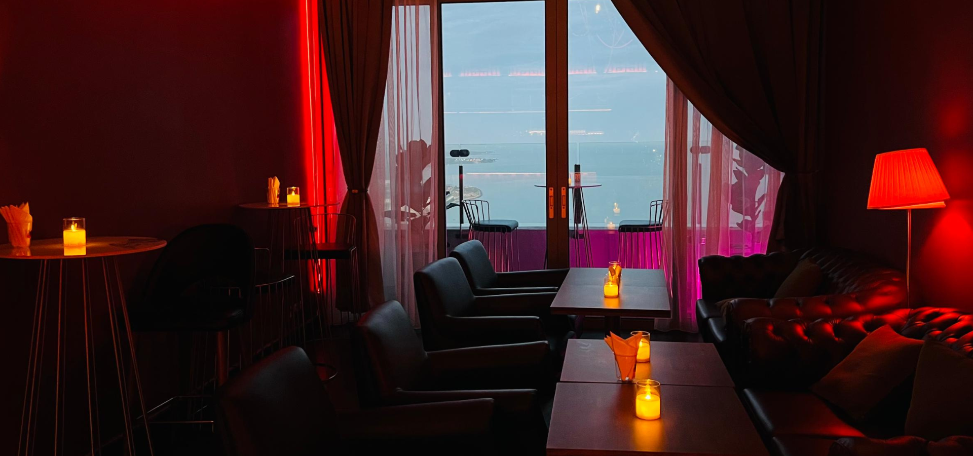 rooftop bar
